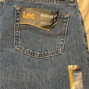 Lee Men’s Regular Fit Bootcut Jeans 36x34, NWT